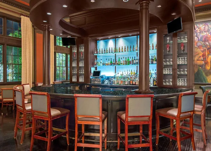 The George Washington - A Wyndham Grand Hotel
